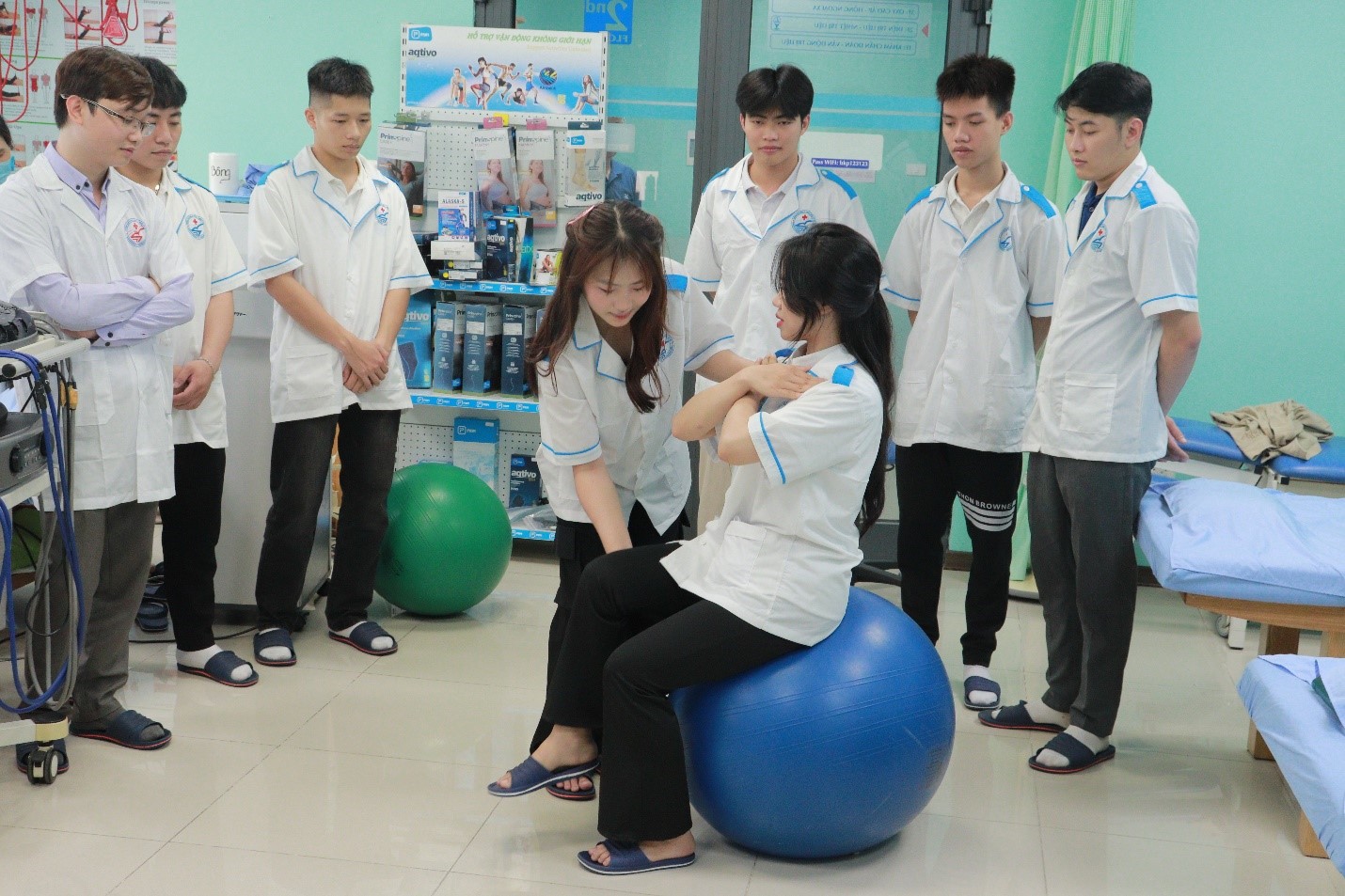 Kết nối giảng đường đến doanh nghiệp