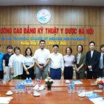 Trường Cao đẳng Kỹ thuật Y Dược Hà Nội đón đoàn viện dưỡng lão và Tập đoàn Y tế APS Osaka (Nhật Bản) đến thăm và làm việc