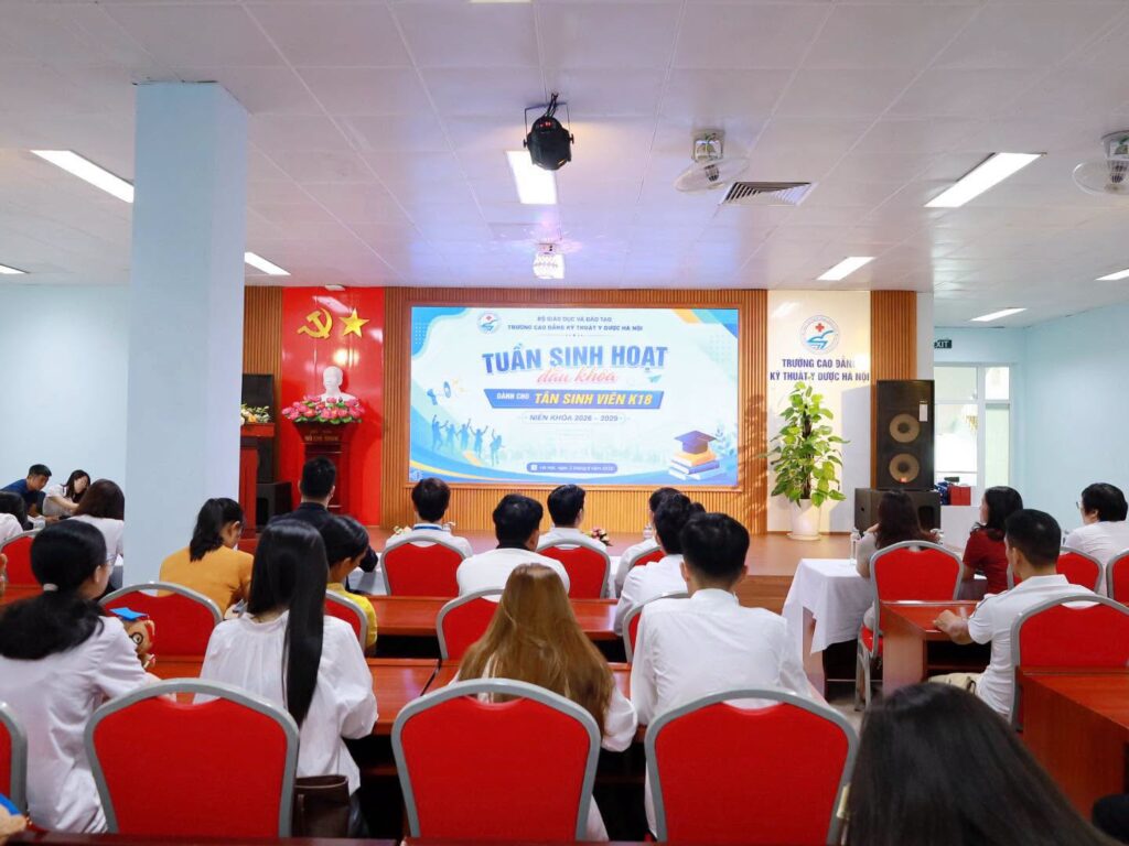 K18 MPT chính thức bước vào Tuần sinh hoạt đầu khóa – Khởi đầu hành trình trở thành người làm nghề Y Dược tương lai
